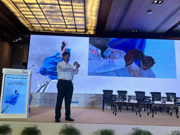 Rajnish Sehgal presenting at AICC RCOG North Zone
